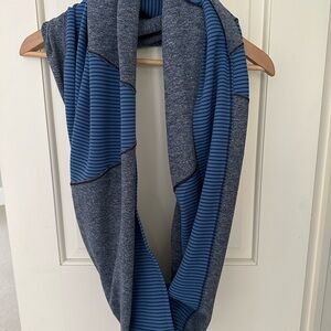 Lululemon Cozy Reversible Blue and Gray Striped Infinity Scarf